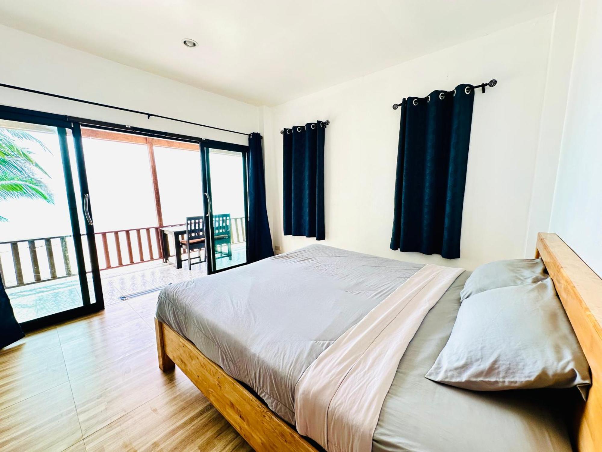 The Scenery Beach Resort Baan Khai Exterior photo