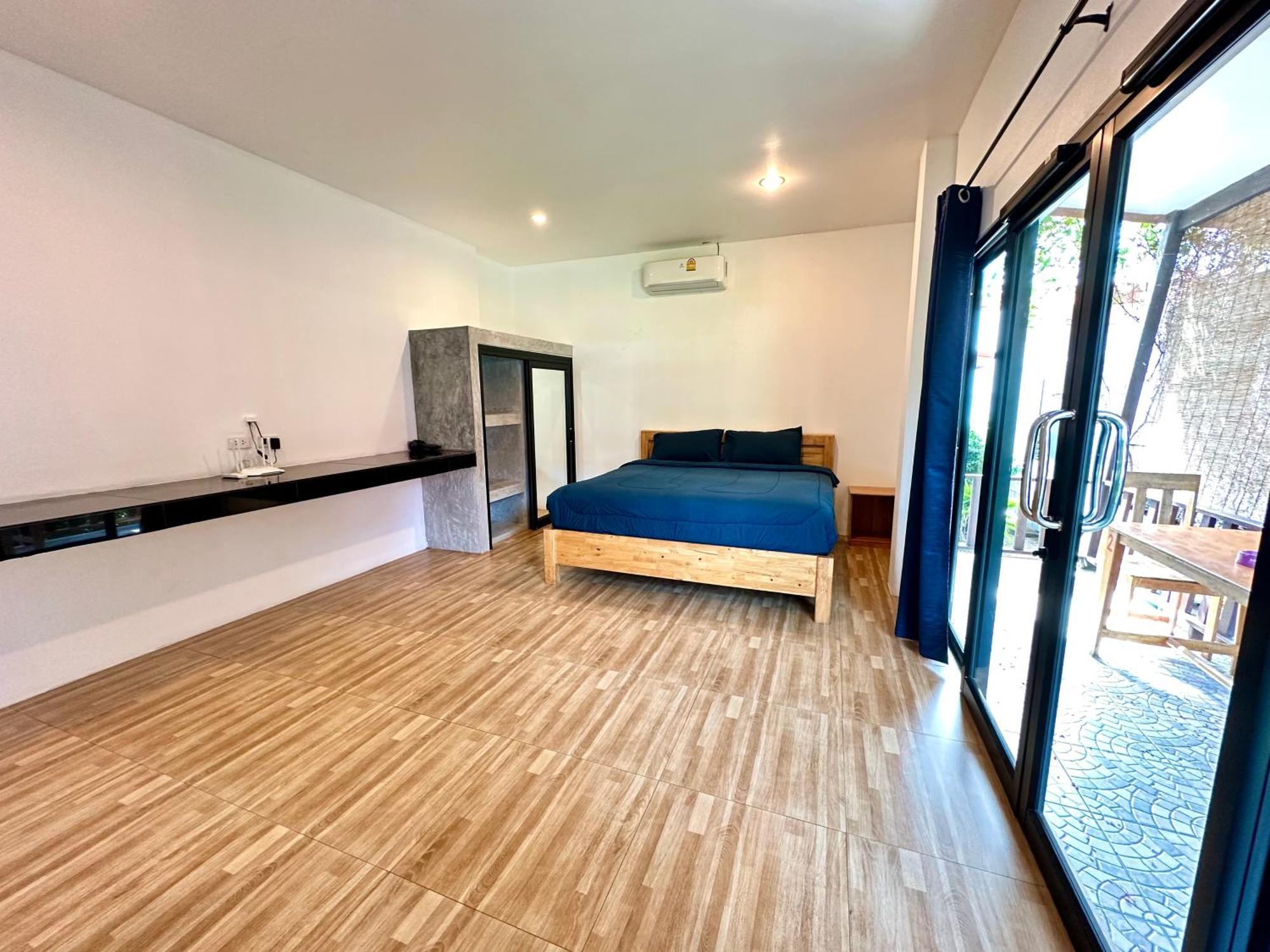 The Scenery Beach Resort Baan Khai Exterior photo
