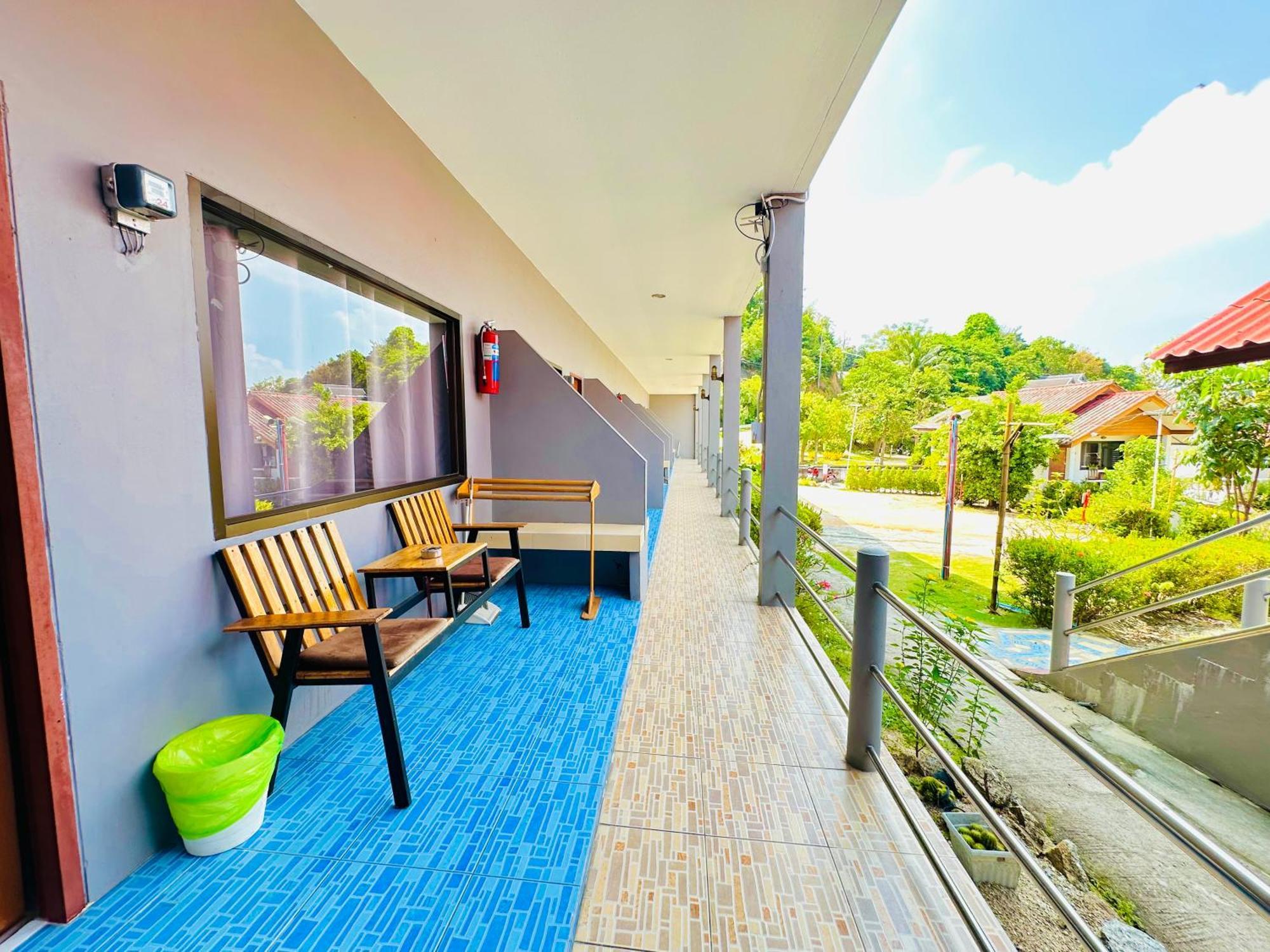 The Scenery Beach Resort Baan Khai Exterior photo