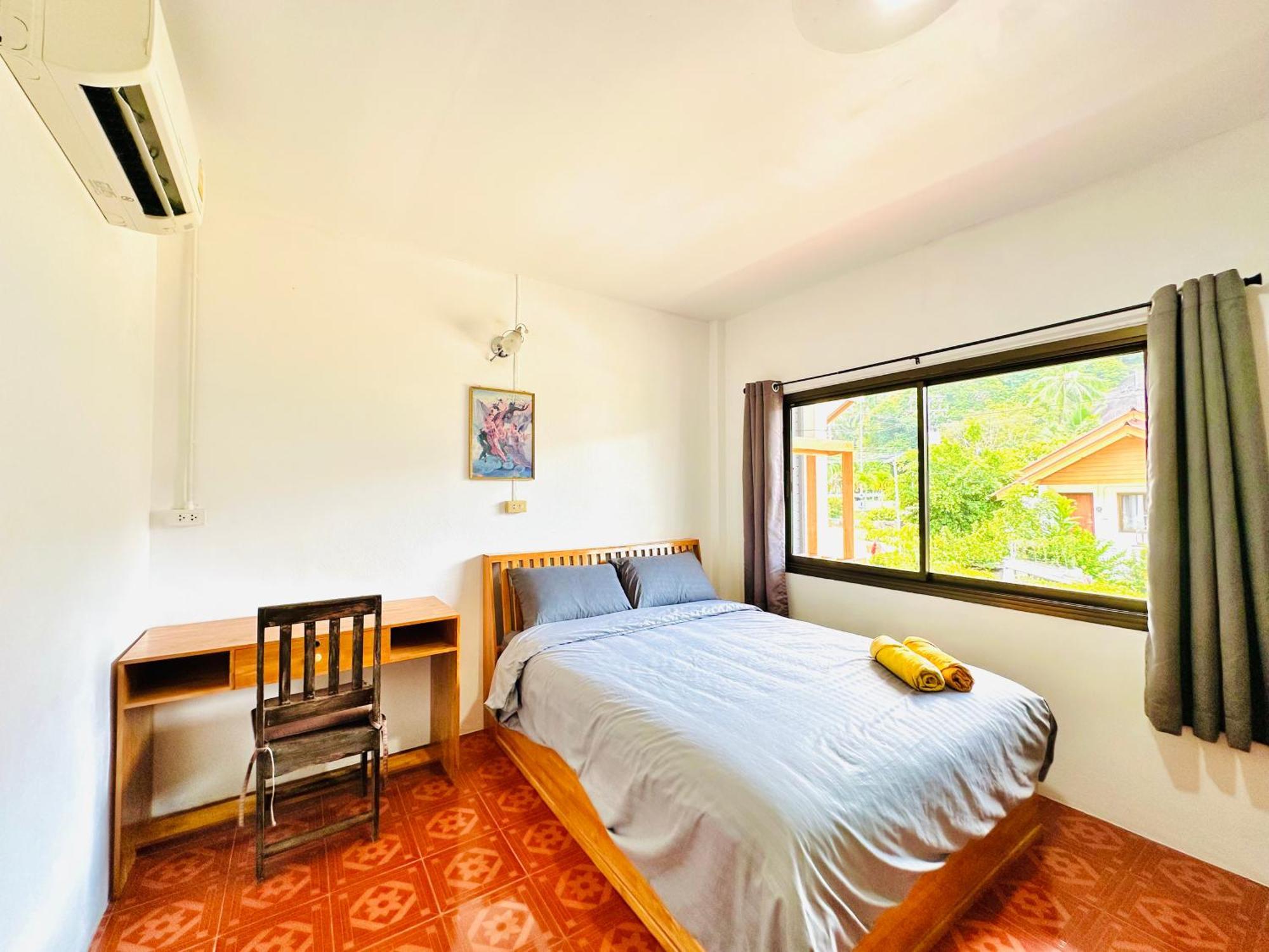 The Scenery Beach Resort Baan Khai Exterior photo
