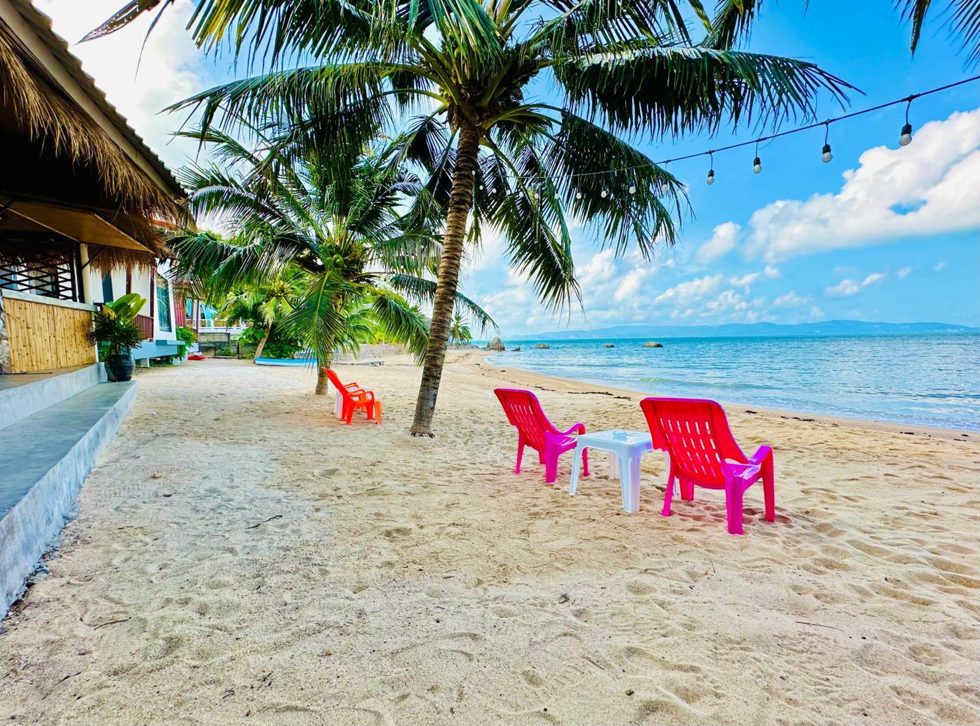 The Scenery Beach Resort Baan Khai Exterior photo