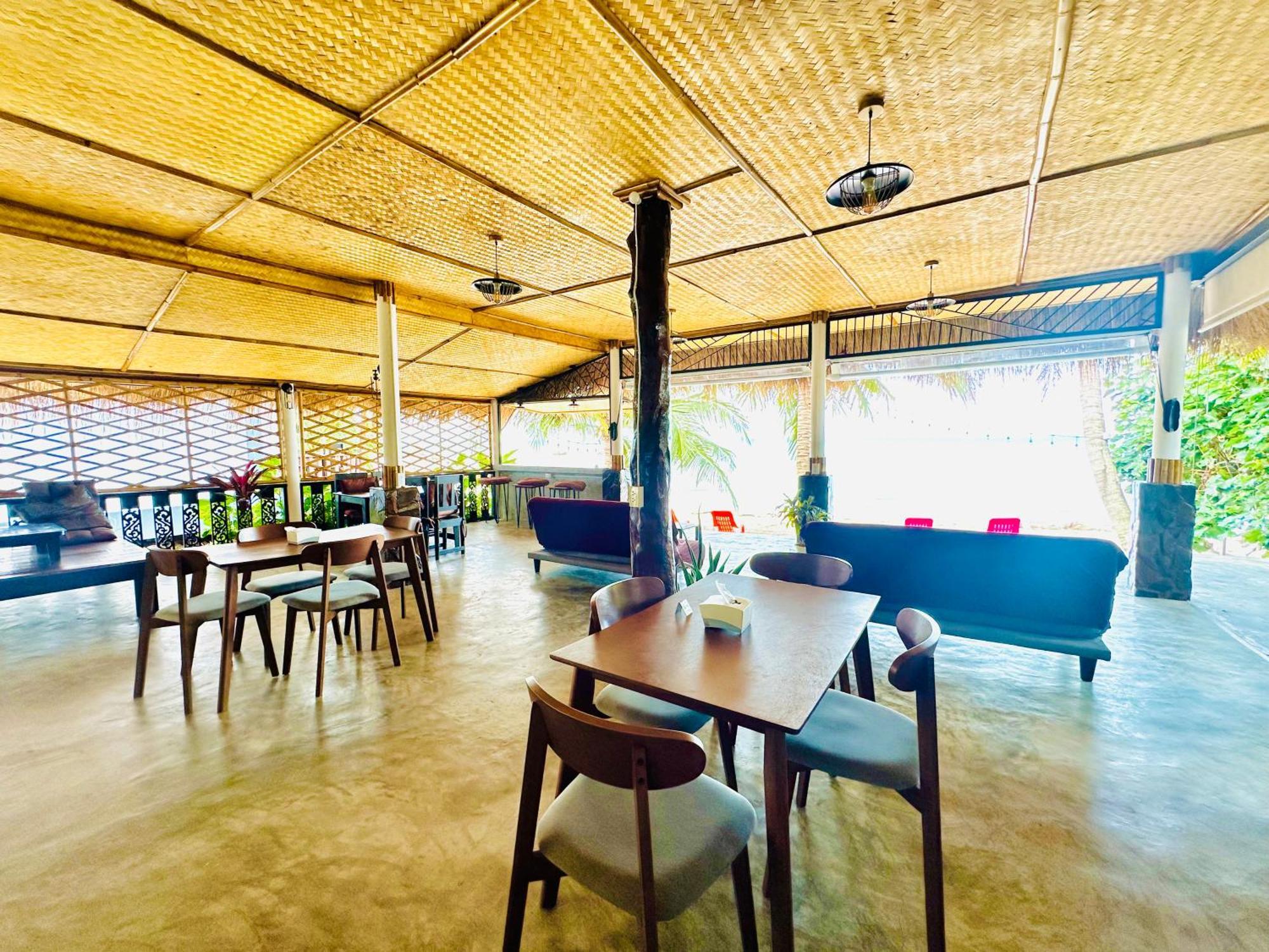 The Scenery Beach Resort Baan Khai Exterior photo